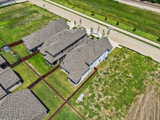 3920 Aqua Lane, Sherman, TX 75090