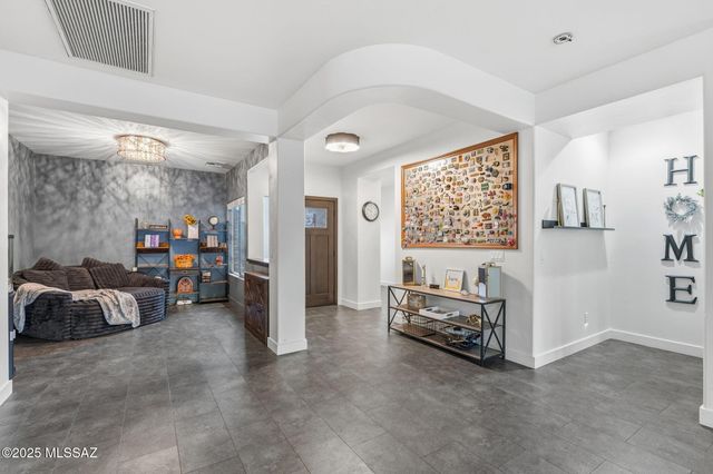 1536 W Sage Brook Court Court, Oro Valley, AZ 85737