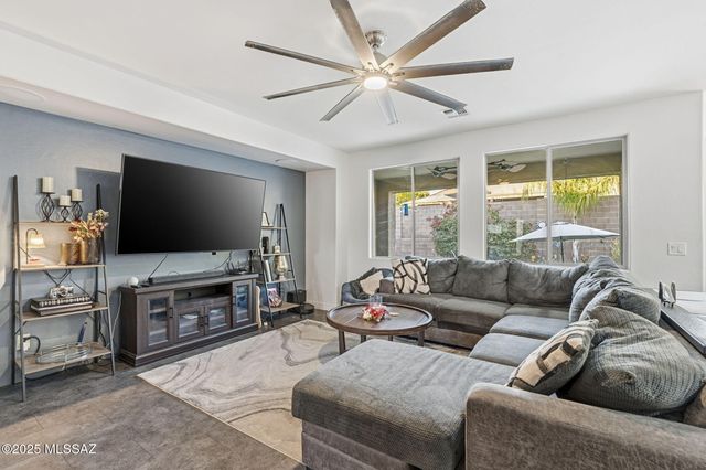 1536 W Sage Brook Court Court, Oro Valley, AZ 85737