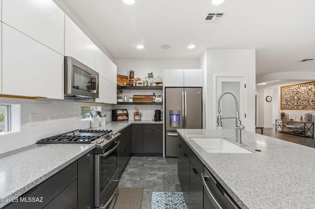 1536 W Sage Brook Court Court, Oro Valley, AZ 85737