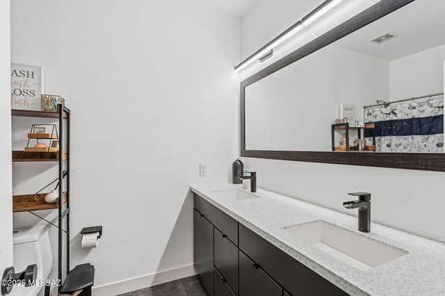 1536 W Sage Brook Court Court, Oro Valley, AZ 85737