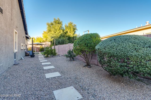 1536 W Sage Brook Court Court, Oro Valley, AZ 85737