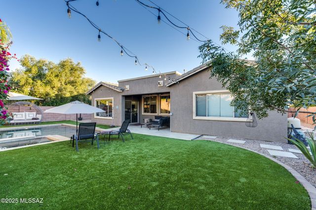 1536 W Sage Brook Court Court, Oro Valley, AZ 85737