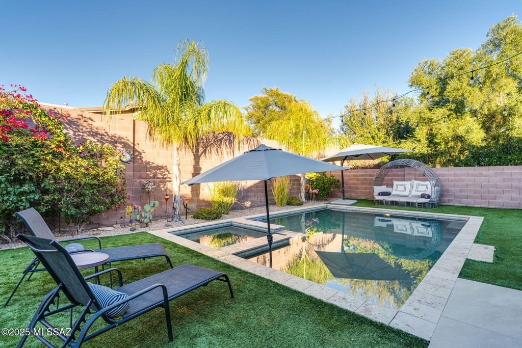 1536 W Sage Brook Court Court, Oro Valley, AZ 85737