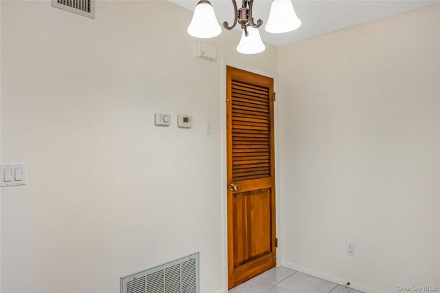 20 Laurel Avenue 55, East Islip, NY 11730