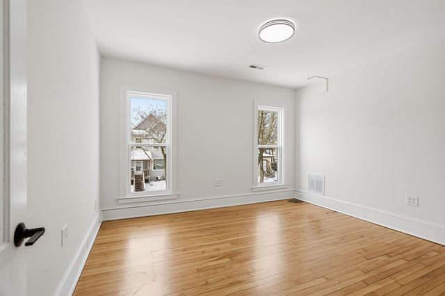 518 W 32nd Street, Minneapolis, MN 55408