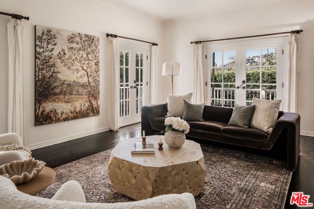 1737 N Stanley Avenue, Los Angeles, CA 90046