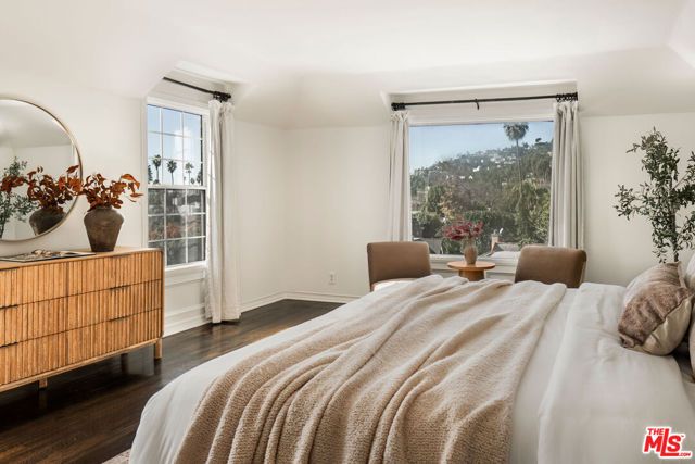 1737 N Stanley Avenue, Los Angeles, CA 90046