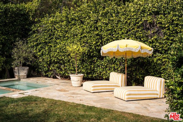 1737 N Stanley Avenue, Los Angeles, CA 90046