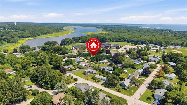 9 Therese Street, Narragansett, RI 02882