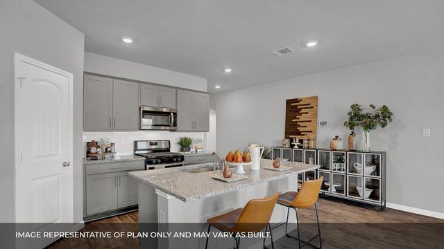 218 Salkeld DR, Uhland, TX 78640