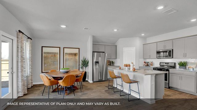 218 Salkeld DR, Uhland, TX 78640