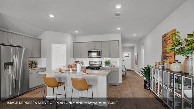 218 Salkeld DR, Uhland, TX 78640