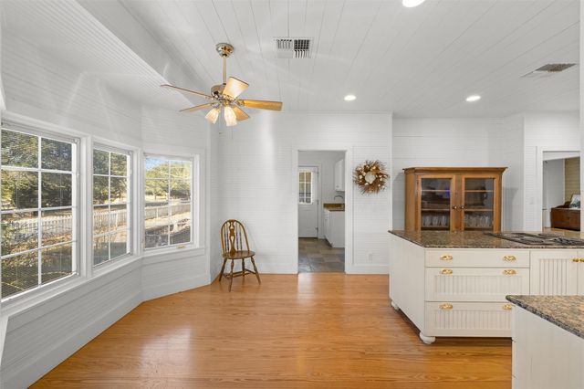 2998 E State Highway 237, Round Top, TX 78954