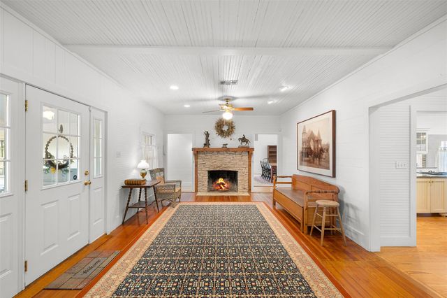 2998 E State Highway 237, Round Top, TX 78954