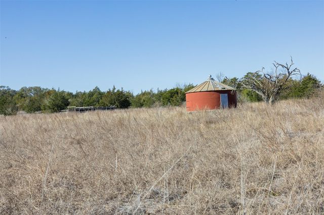 2998 E State Highway 237, Round Top, TX 78954