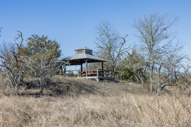 2998 E State Highway 237, Round Top, TX 78954