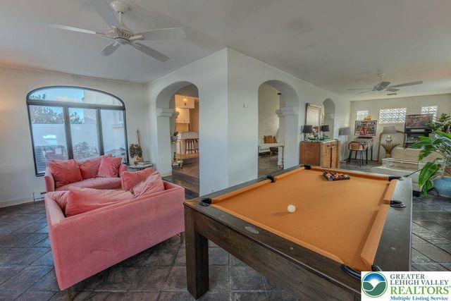 1124 Club Avenue, Allentown City, PA 18109