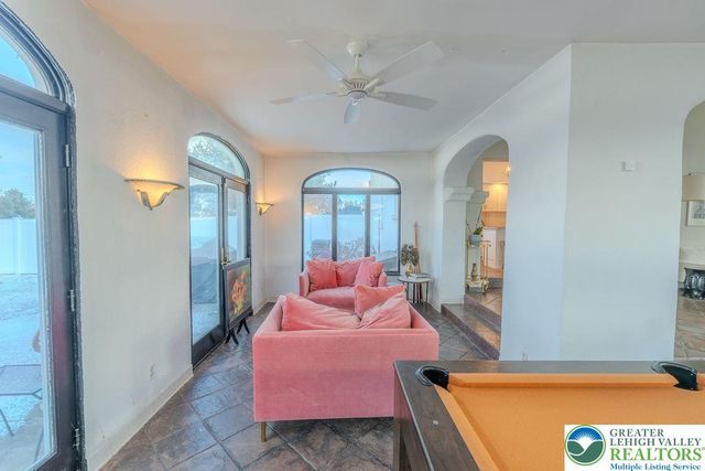 1124 Club Avenue, Allentown City, PA 18109