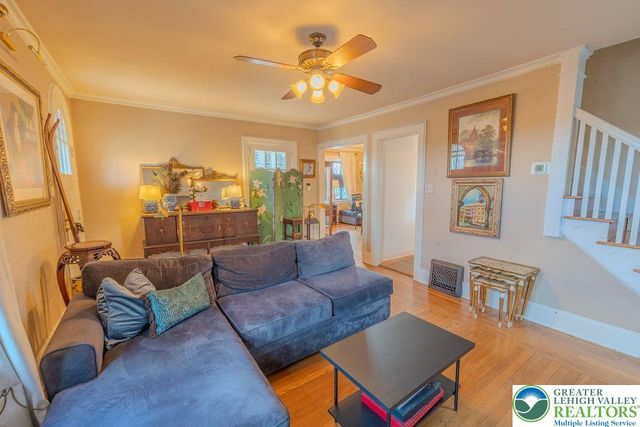 1124 Club Avenue, Allentown City, PA 18109