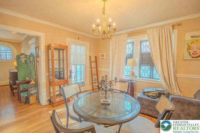 1124 Club Avenue, Allentown City, PA 18109