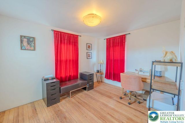 1124 Club Avenue, Allentown City, PA 18109