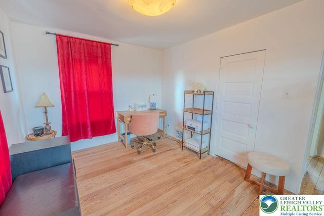 1124 Club Avenue, Allentown City, PA 18109