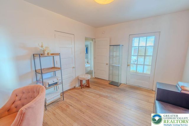 1124 Club Avenue, Allentown City, PA 18109