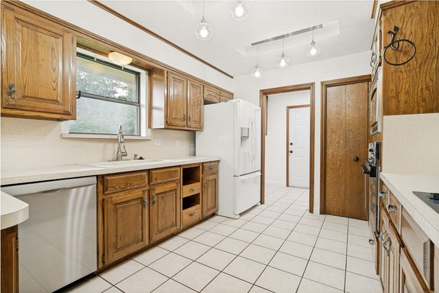 710 Upper Denton Road, Weatherford, TX 76085