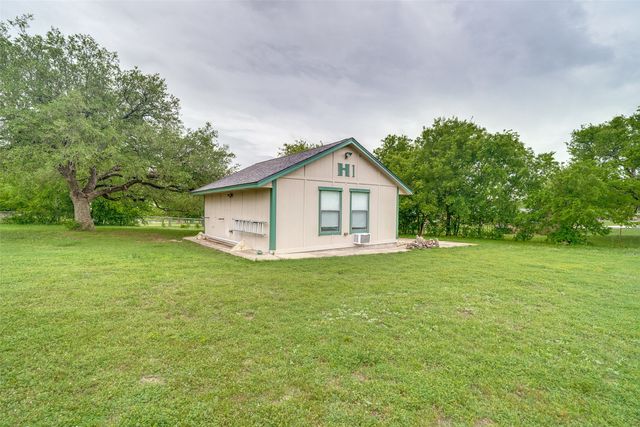 710 Upper Denton Road, Weatherford, TX 76085