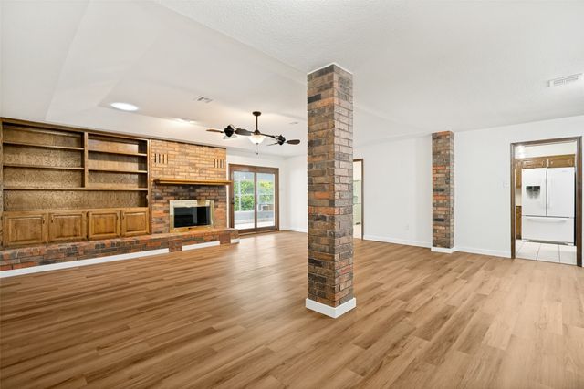 710 Upper Denton Road, Weatherford, TX 76085