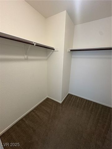 10456 Coyote Cub Avenue, Las Vegas, NV 89129