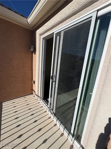 10456 Coyote Cub Avenue, Las Vegas, NV 89129