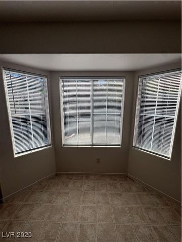 10456 Coyote Cub Avenue, Las Vegas, NV 89129