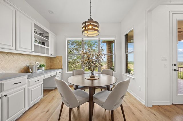 366 Mirafield LN, Austin, TX 78737