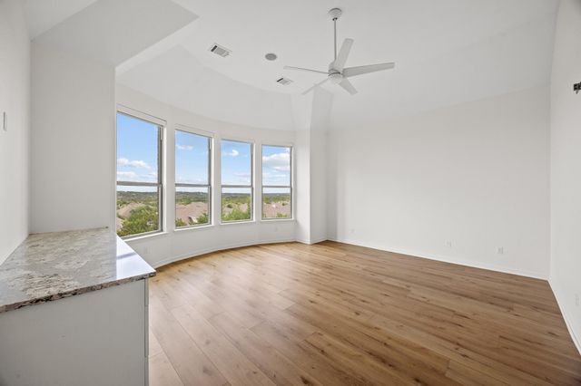 366 Mirafield LN, Austin, TX 78737