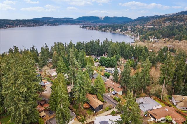 16700 SE 31st Street, Bellevue, WA 98008