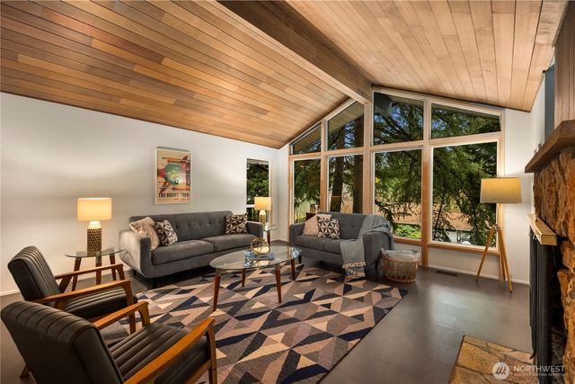 16700 SE 31st Street, Bellevue, WA 98008