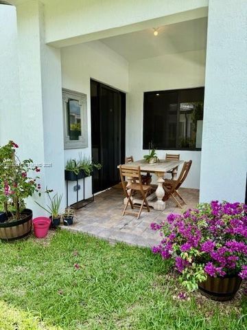 12025 SW 83rd Place, Miami, FL 33156