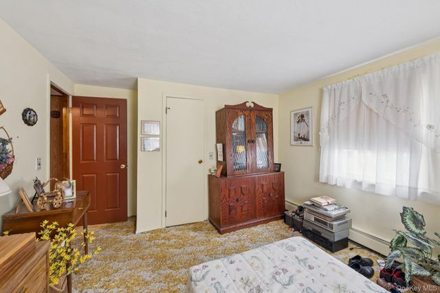 182 Evergreen Avenue, Brentwood, NY 11717