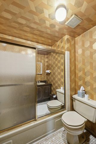 182 Evergreen Avenue, Brentwood, NY 11717