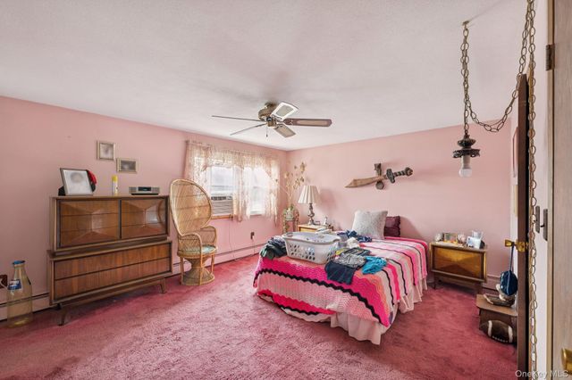 182 Evergreen Avenue, Brentwood, NY 11717