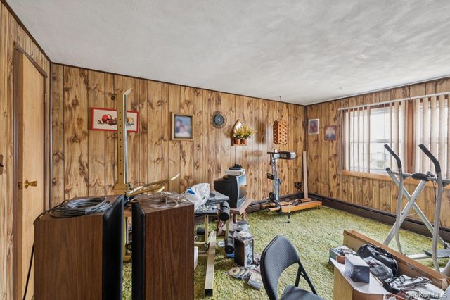 182 Evergreen Avenue, Brentwood, NY 11717