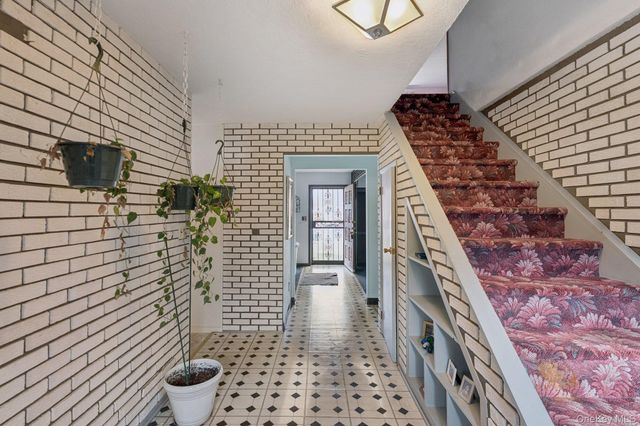 182 Evergreen Avenue, Brentwood, NY 11717