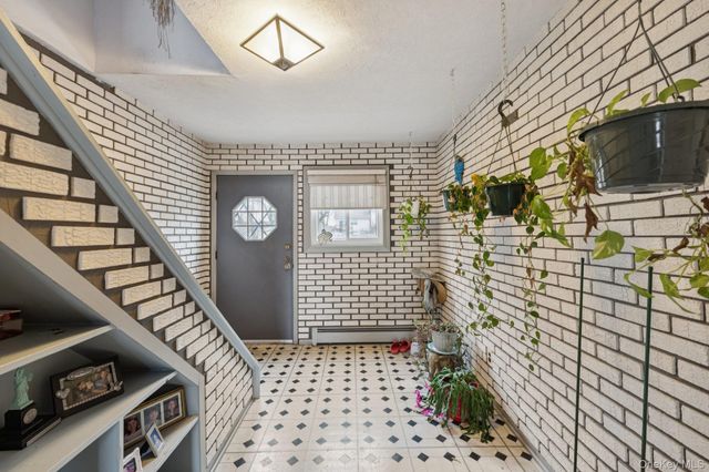 182 Evergreen Avenue, Brentwood, NY 11717