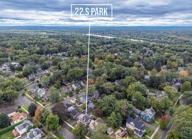 22 S Park Ave, Longmeadow, MA 01106