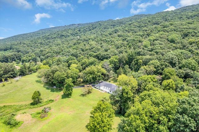158 County Road 677, Bryant, AL 35958