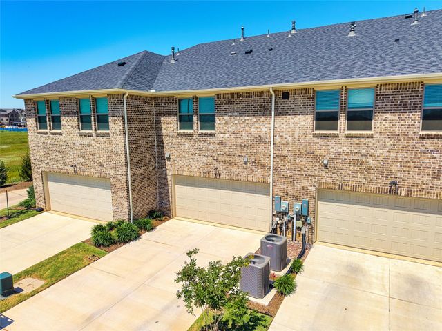 408 4th Street, Argyle, TX 76226