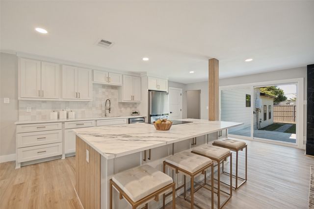 3129 Flowerdale Lane, Dallas, TX 75229