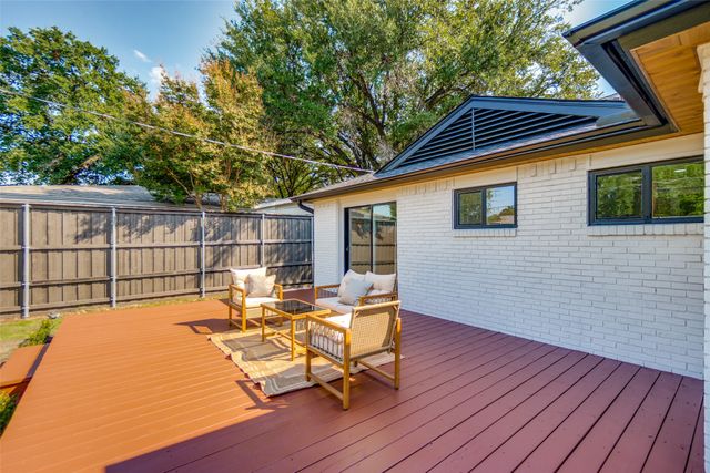 3129 Flowerdale Lane, Dallas, TX 75229